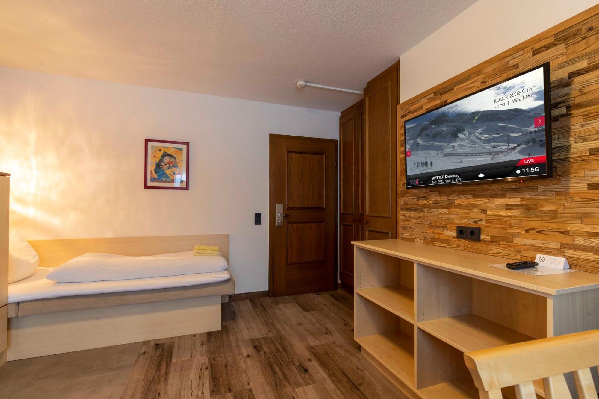 Gidis Hof Hotel Ischgl Exterior foto