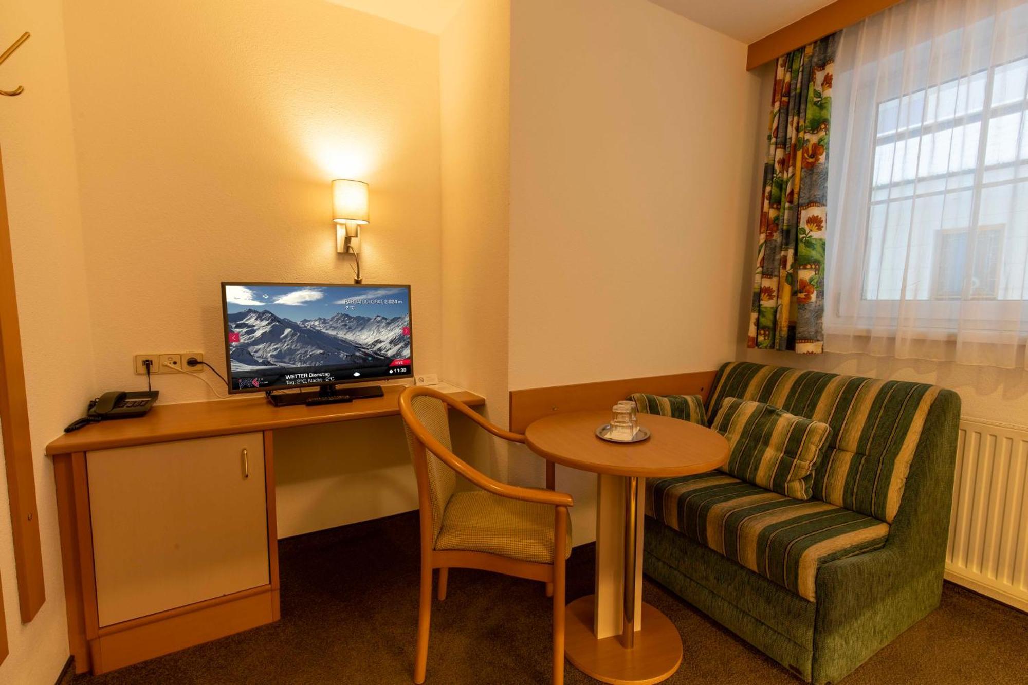 Gidis Hof Hotel Ischgl Exterior foto