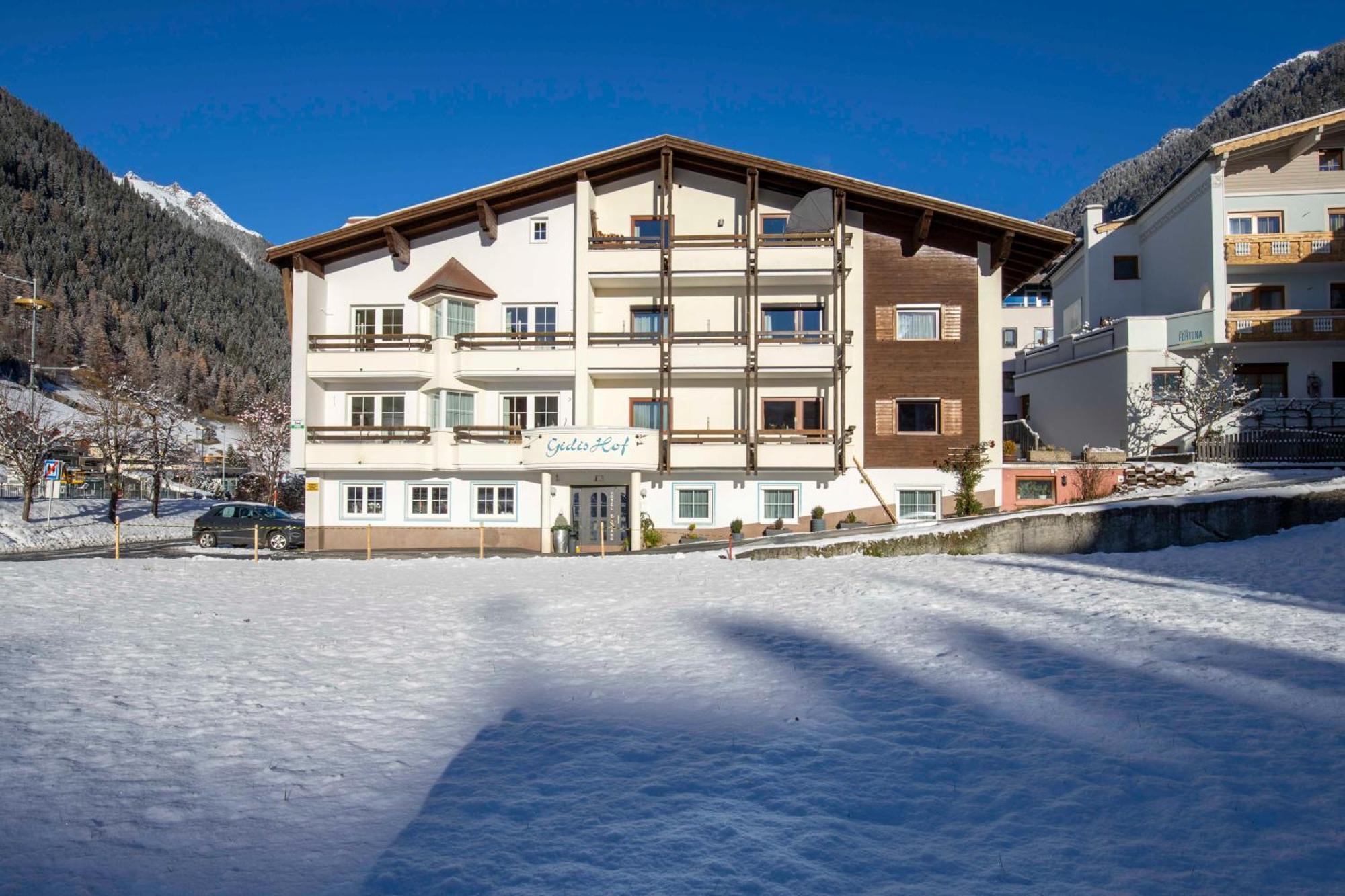 Gidis Hof Hotel Ischgl Exterior foto