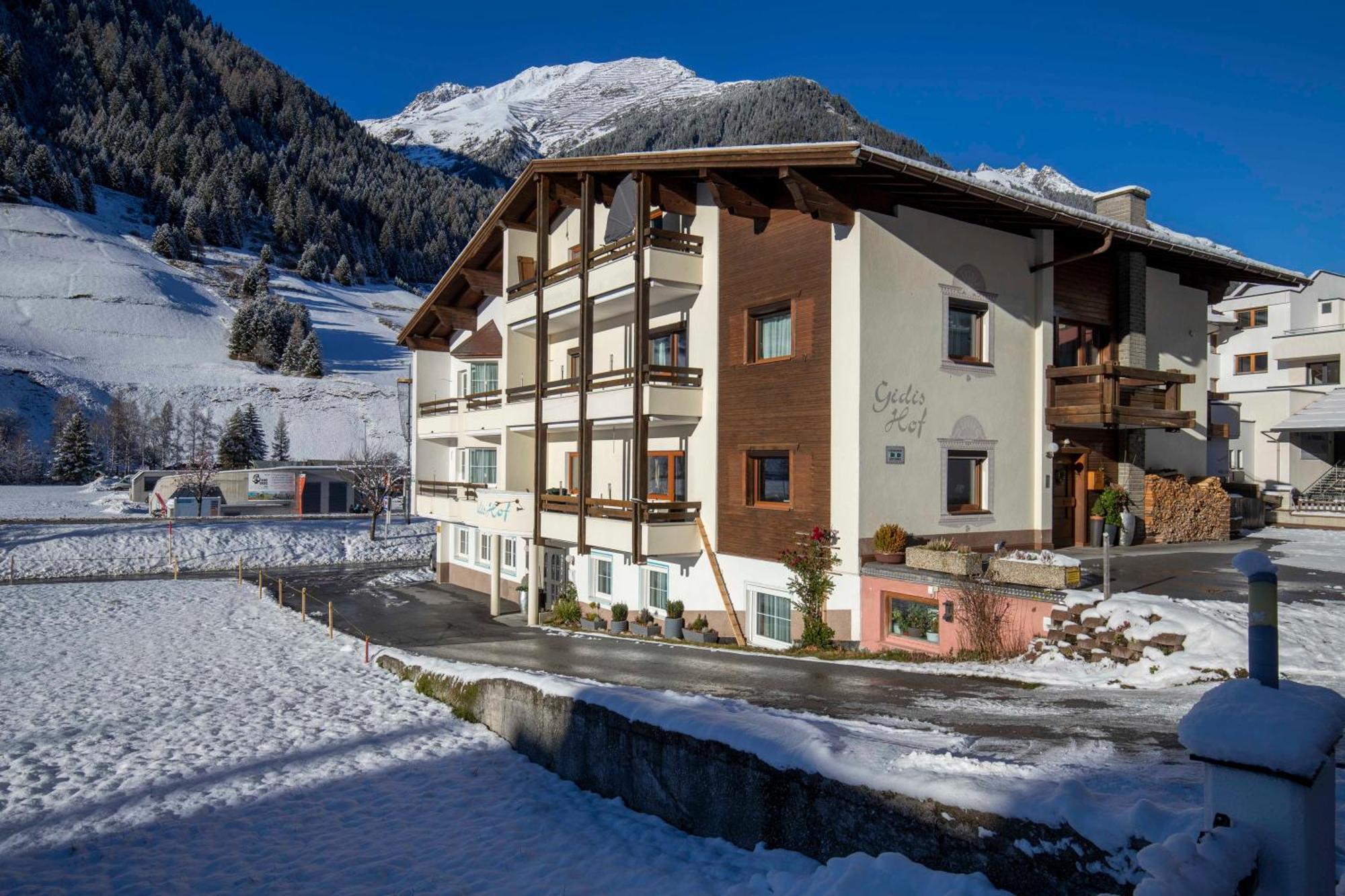 Gidis Hof Hotel Ischgl Exterior foto