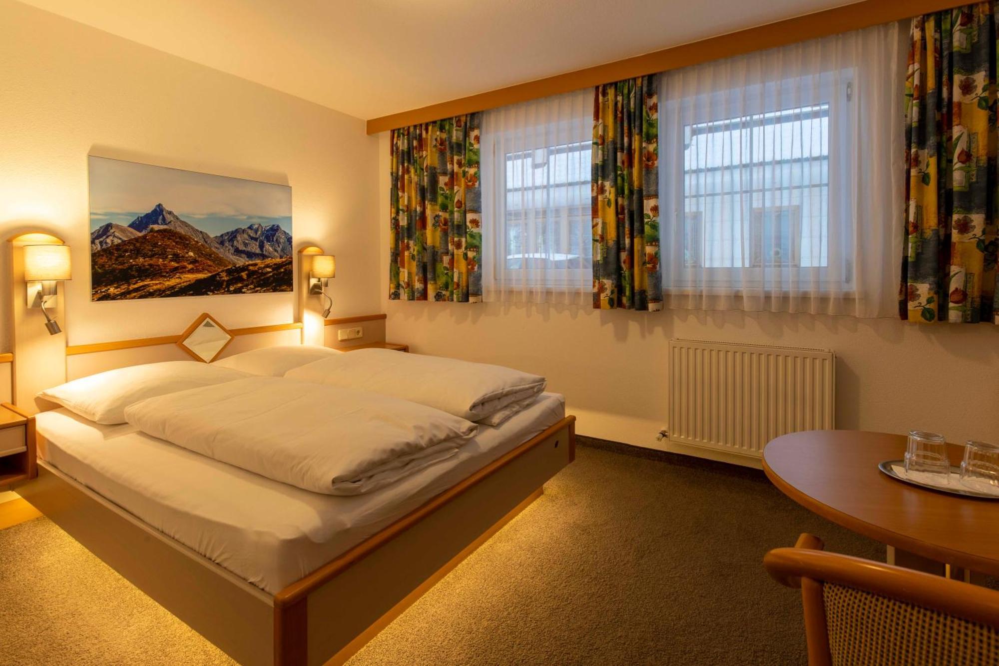 Gidis Hof Hotel Ischgl Exterior foto